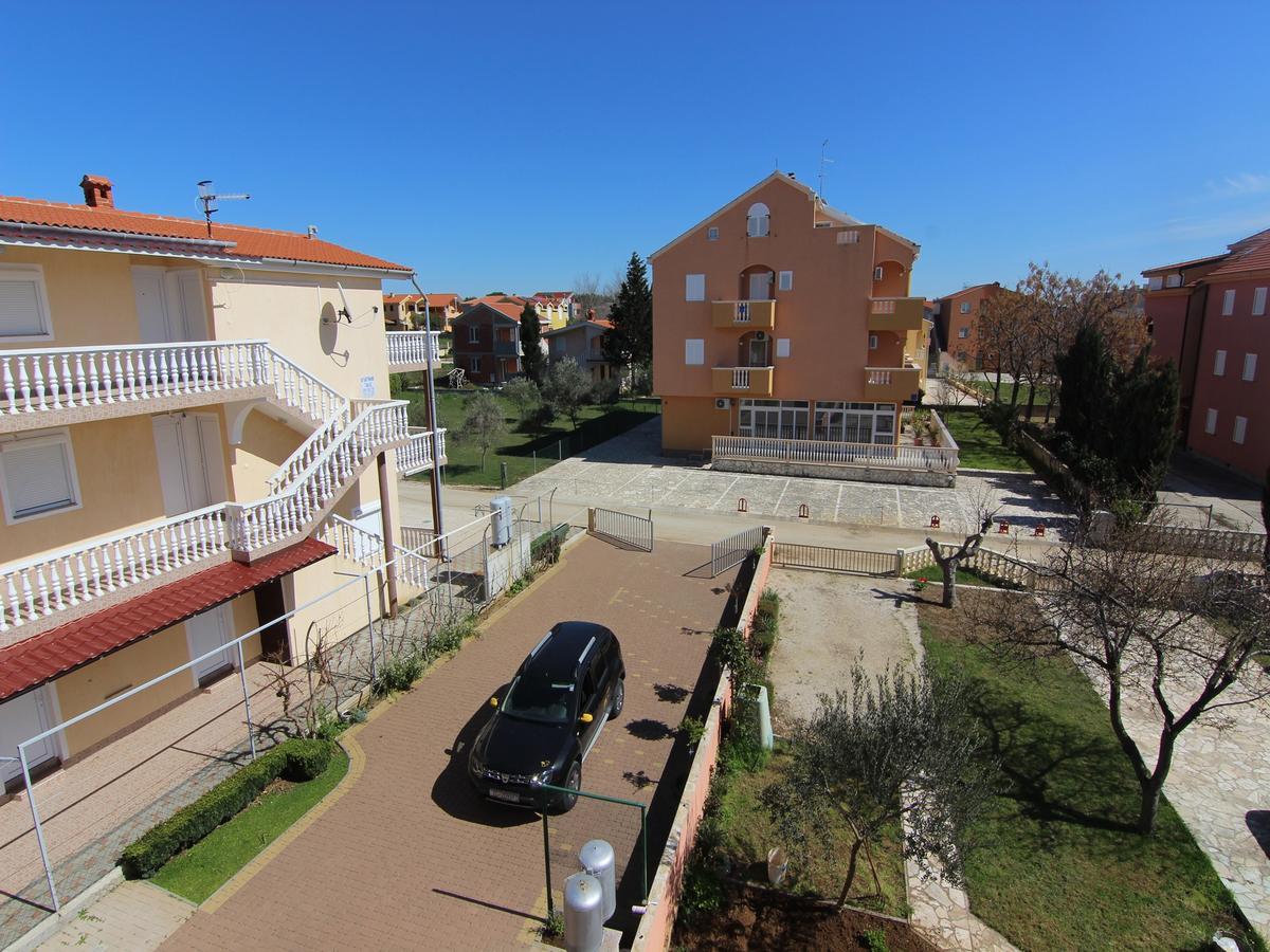 Apartments Matko & Sven Привлака Екстериор снимка