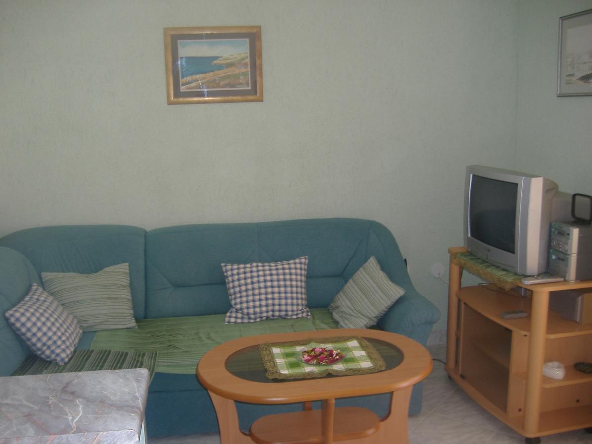Apartments Matko & Sven Привлака Екстериор снимка
