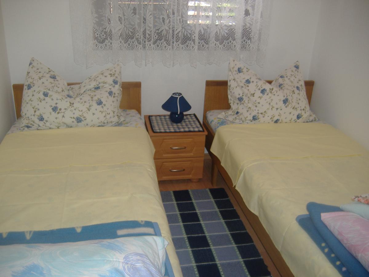 Apartments Matko & Sven Привлака Екстериор снимка