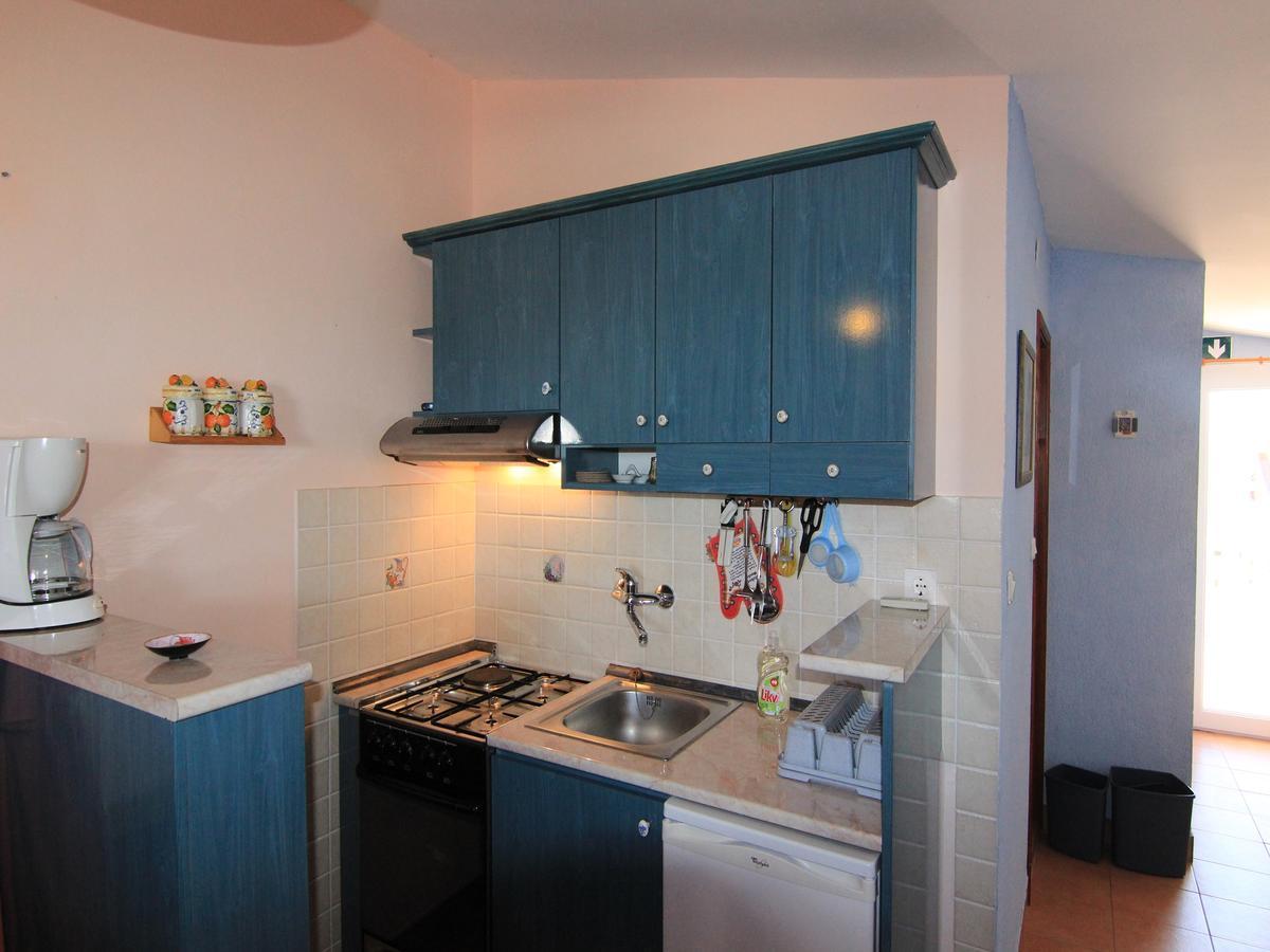 Apartments Matko & Sven Привлака Екстериор снимка